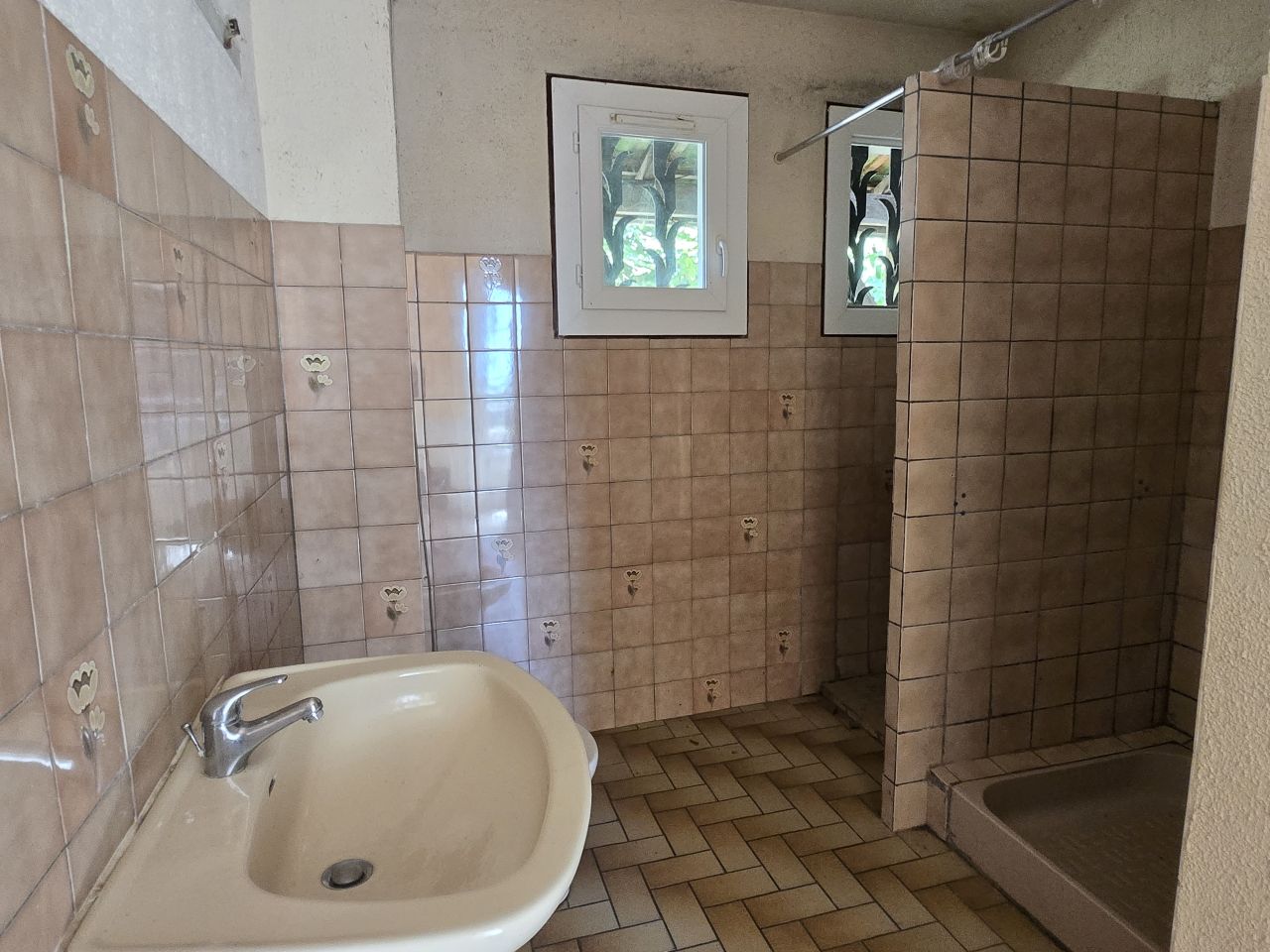 Vue 9 de Maison Périgourdine avec dépendance sur terrain de 5ha85