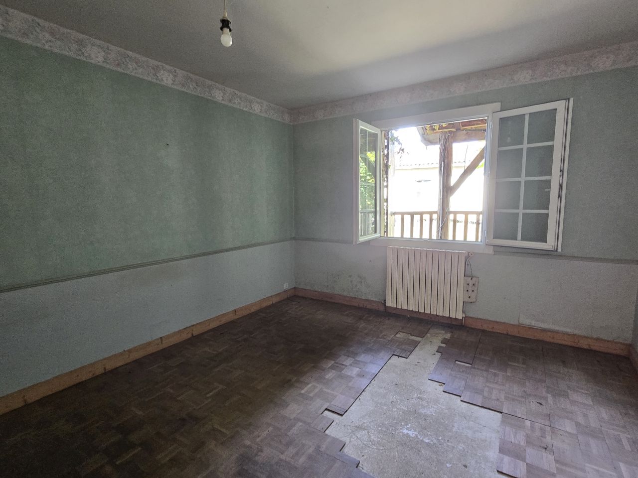 Vue 10 de Maison Périgourdine avec dépendance sur terrain de 5ha85