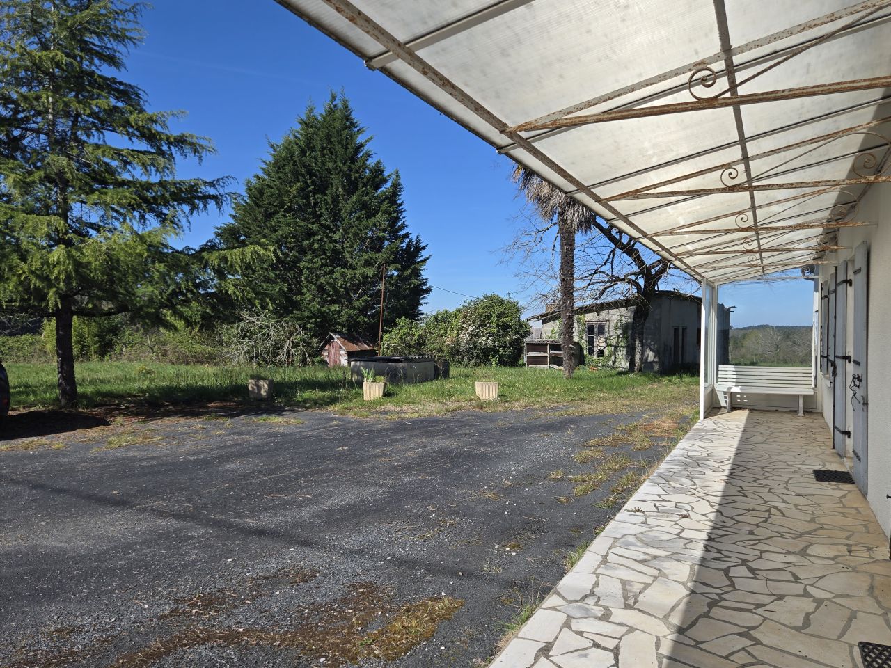 Vue 2 de Ancienne ferme sur 5ha91