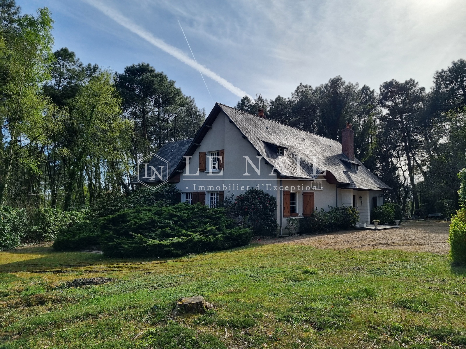 Vue 6 de Maison contemporaine avec installations équestres sur 22 hectares