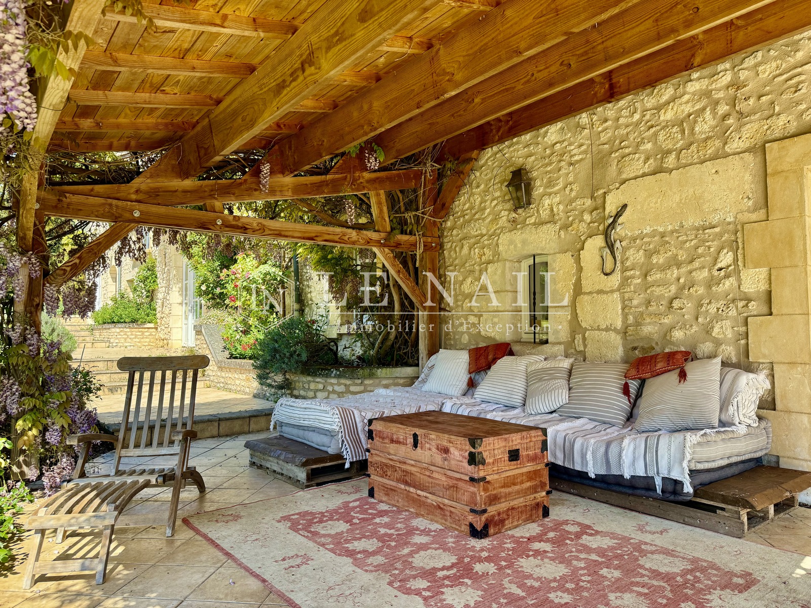 Vue 9 de Belle propriété avec piscine et installations équestres en Dordogne